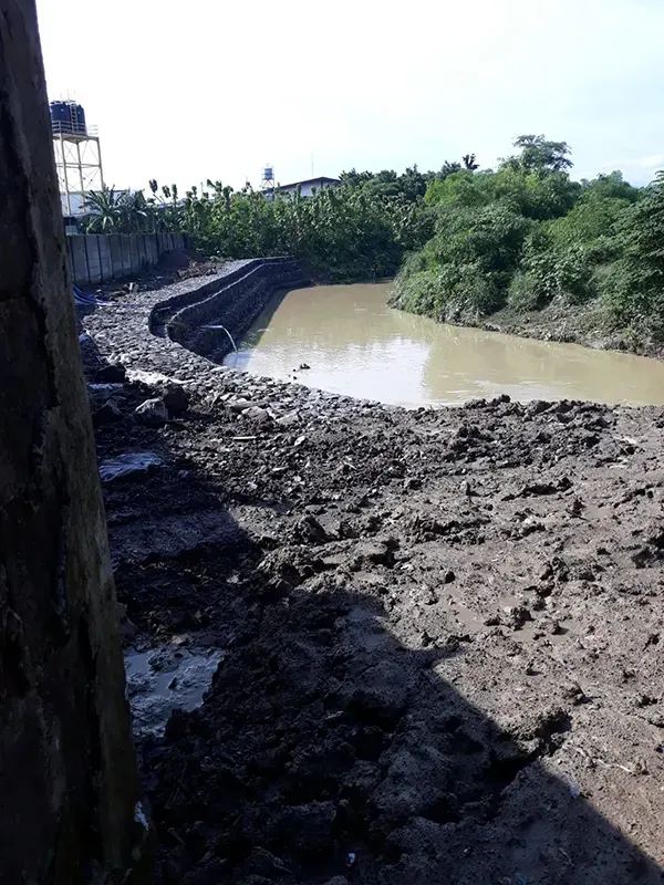 Pemasangan bronjong